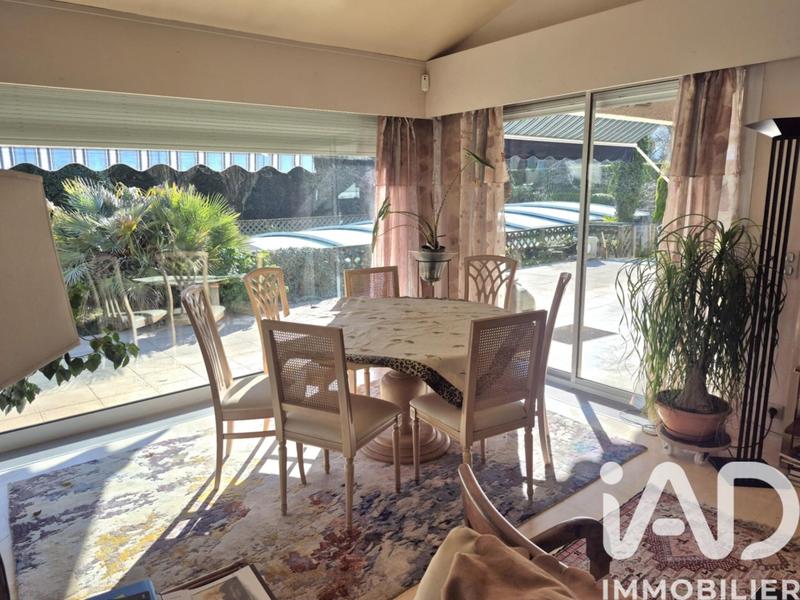 Maison de maîtres - 227 m² - 7 pièces