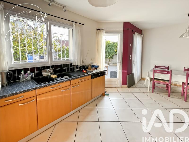 Maison - 155 m² - 6 pièces