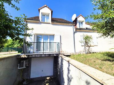 Maison - 168 m² - 7 pièces