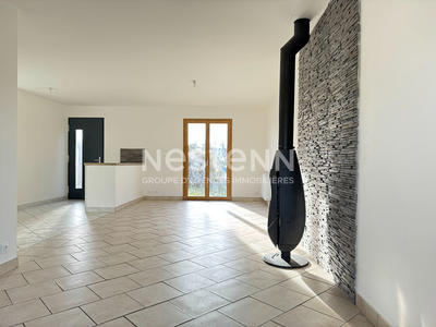 Maison - 96 m² - 5 pièces