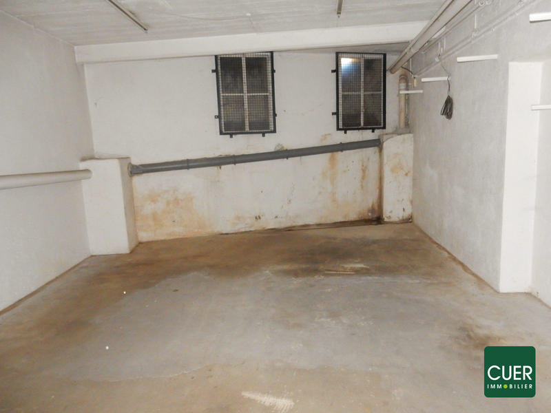 Local commercial - 118 m² - 2 pièces