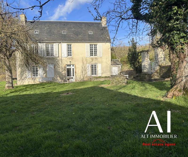 Maison ancienne - 132 m² - 5 pièces