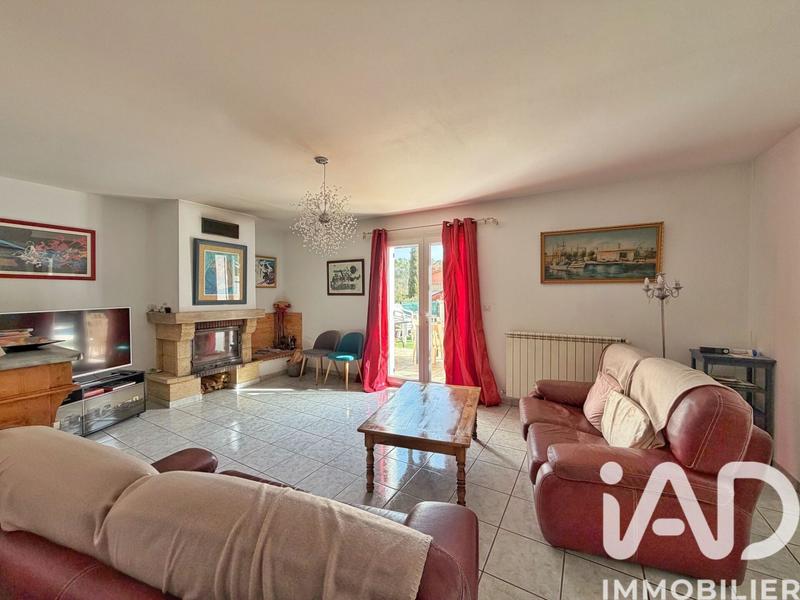 Maison - 200 m² - 7 pièces