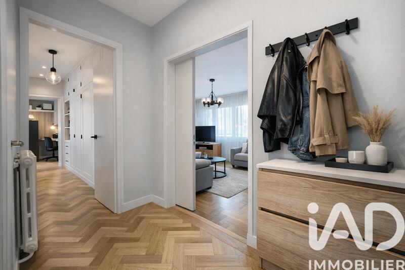 Appartement - 80 m² - 4 pièces