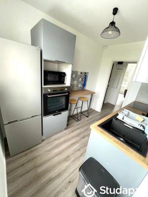 Chambre - 9 m² - 1 pièce