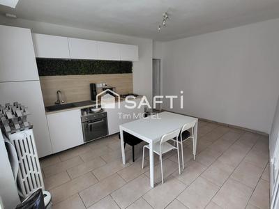 Maison - 104 m² - 4 pièces