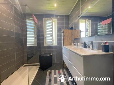 Maison - 87 m² - 5 pièces