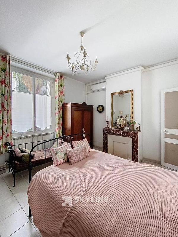 Appartement - 90 m² - 3 pièces