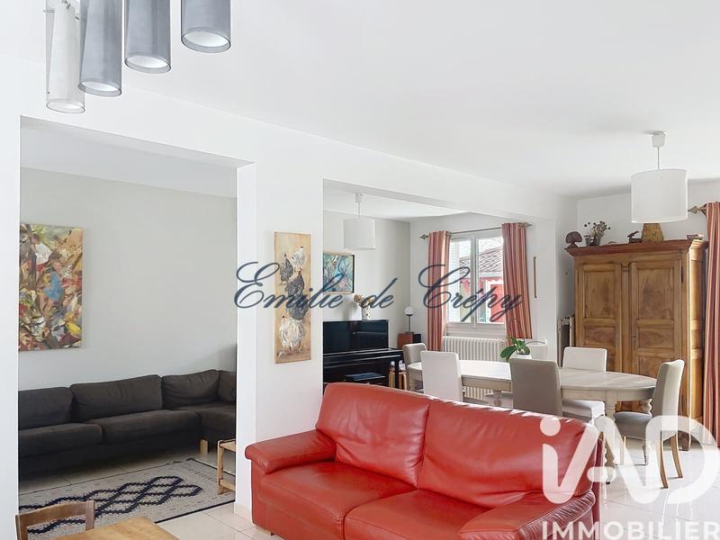 Maison - 206 m² - 9 pièces