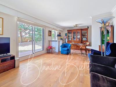 Appartement - 99 m² - 5 pièces