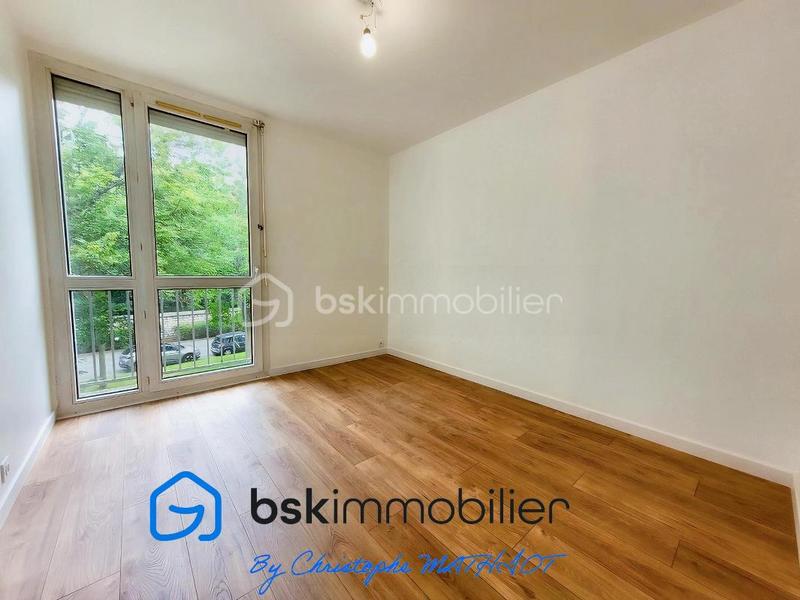 Appartement - 76 m² - 4 pièces