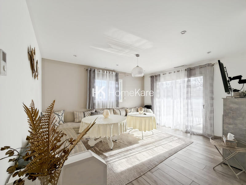 Maison - 100 m² - 4 pièces