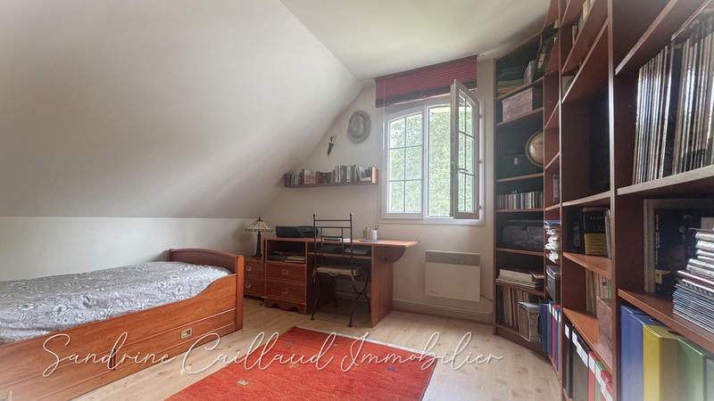 Maison - 165 m² - 6 pièces