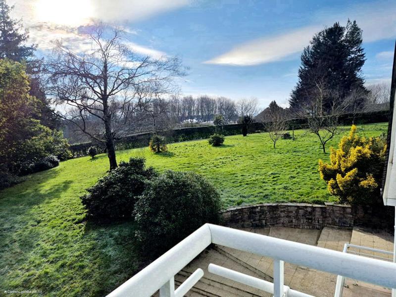 Maison - 162 m² - 6 pièces