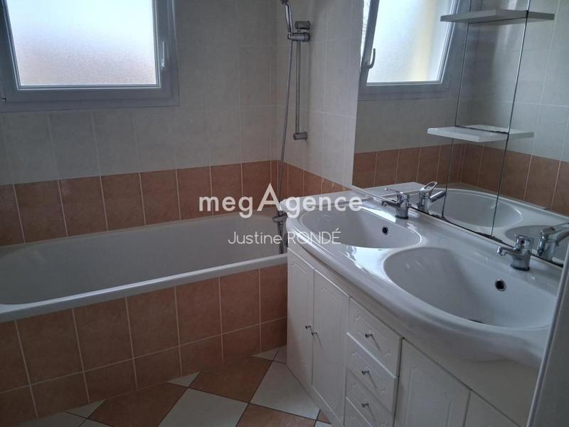 Maison - 101 m² - 4 pièces