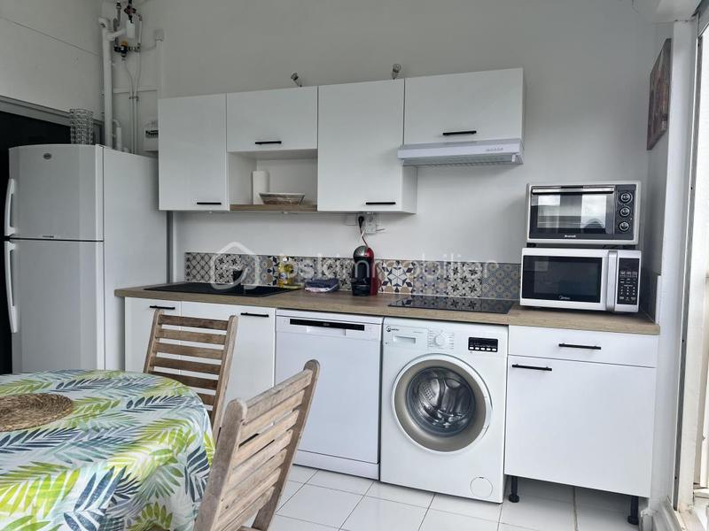 Studio - 25 m² - 2 pièces