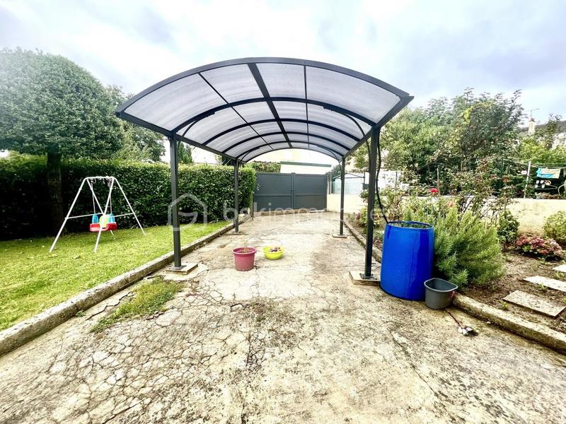 Maison - 95 m² - 4 pièces