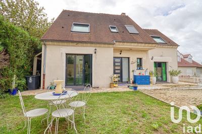 Maison - 170 m² - 5 pièces