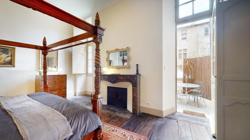 Appartement - 143 m² - 6 pièces