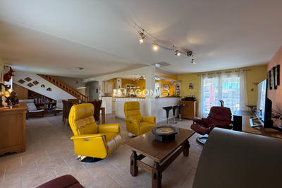 Maison - 120 m² - 4 pièces