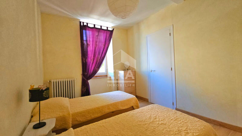 Maison - 430 m² - 15 pièces