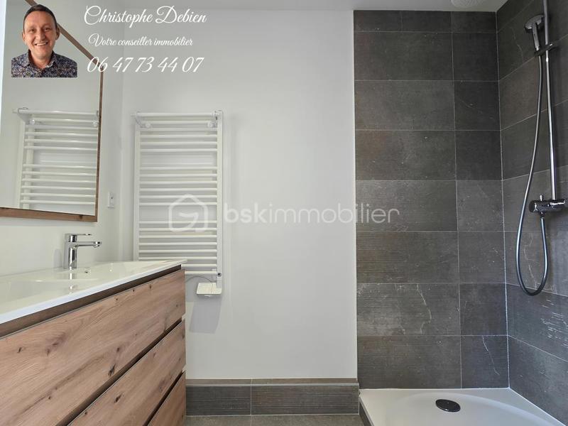 Pavillon - 167 m² - 7 pièces