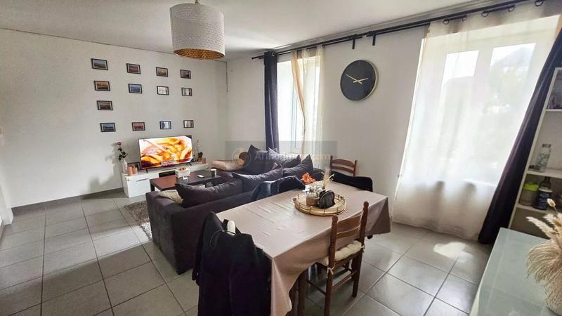 Immeuble - 252 m² - 12 pièces