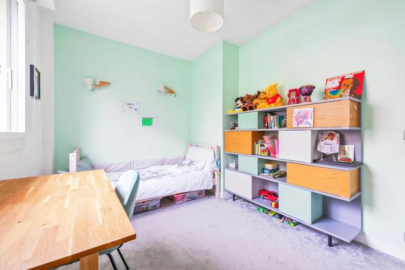 Appartement - 98 m² - 5 pièces