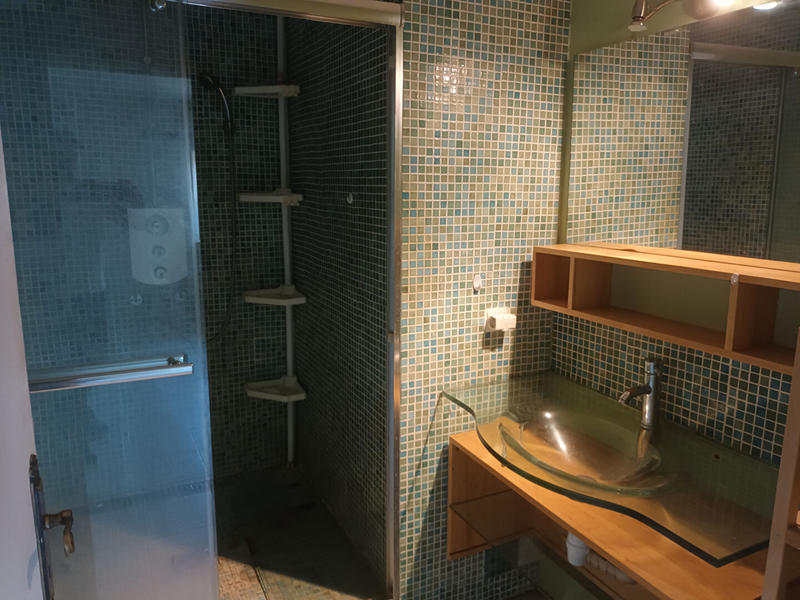 Maison - 220 m² - 8 pièces