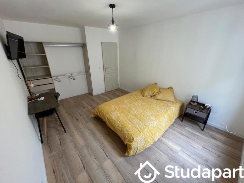 Chambre - 9 m² - 1 pièce