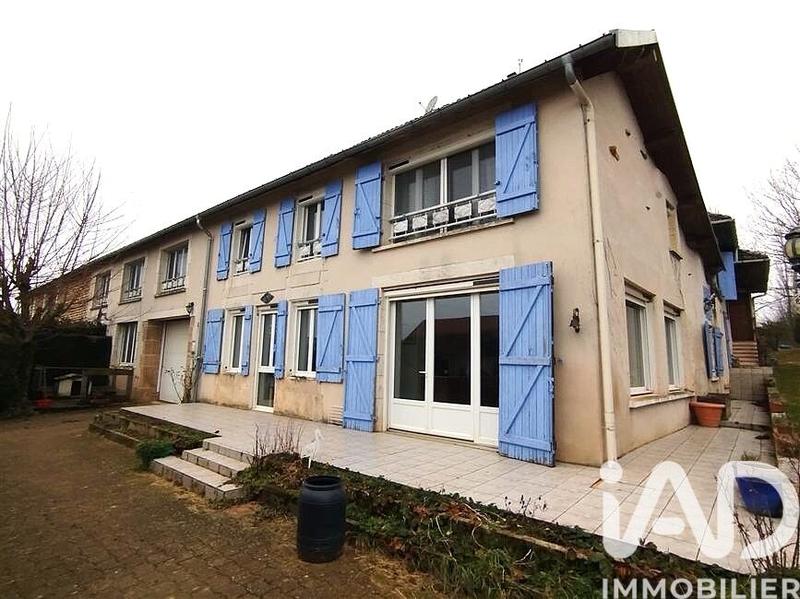 Maison - 250 m² - 6 pièces