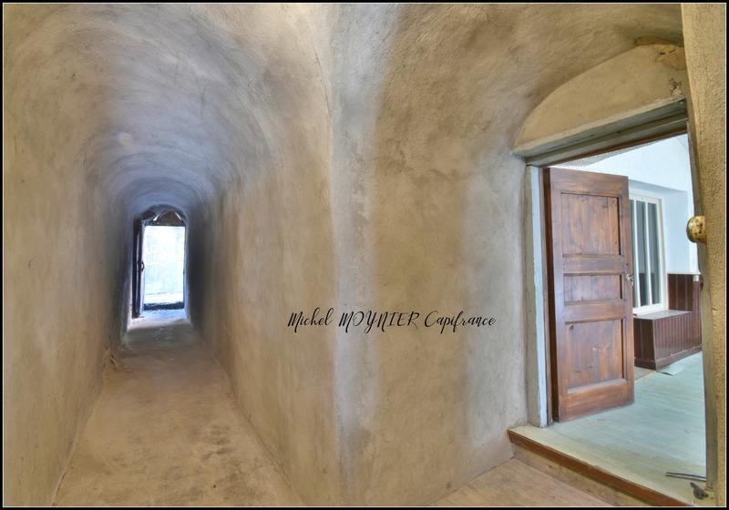 Maison - 368 m² - 7 pièces