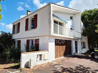 Maison - 170 m² - 5 pièces