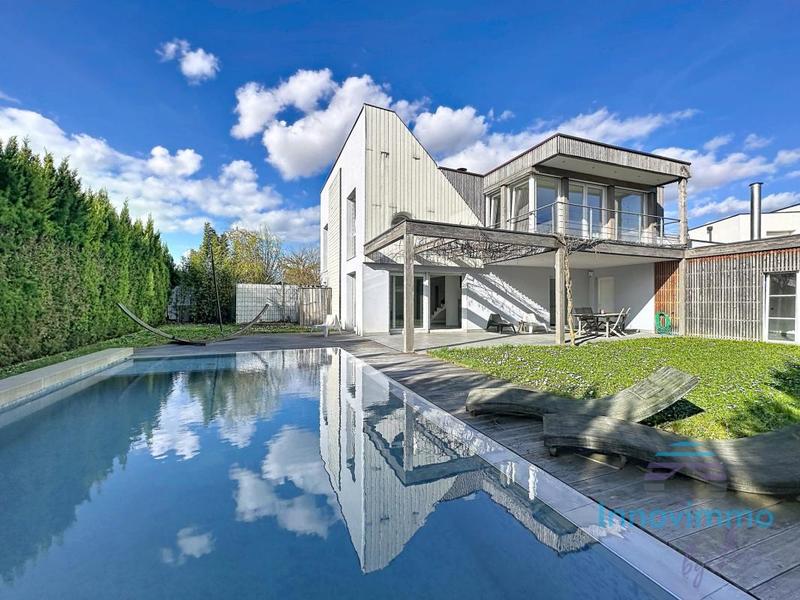 Villa - 178 m² - 6 pièces