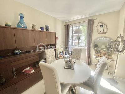 Appartement - 85 m² - 4 pièces