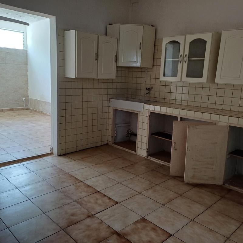 Maison - 350 m² - 10 pièces