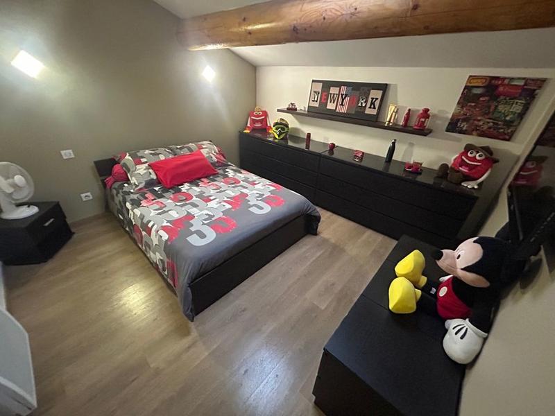 Maison - 226 m² - 7 pièces