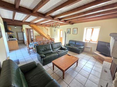 Corps de ferme - 211 m² - 12 pièces
