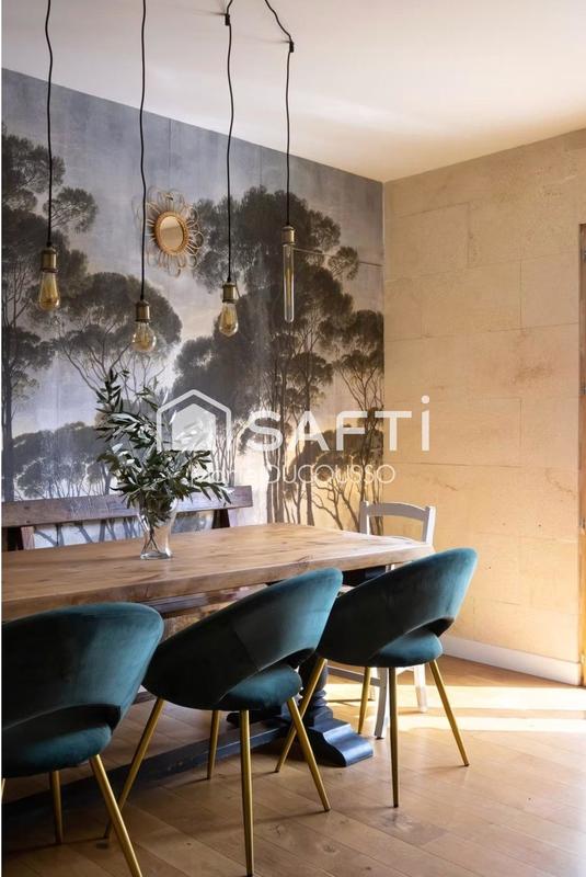 Maison - 140 m² - 5 pièces