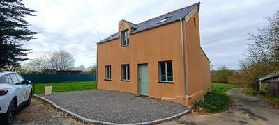 Maison de village - 101 m² - 6 pièces