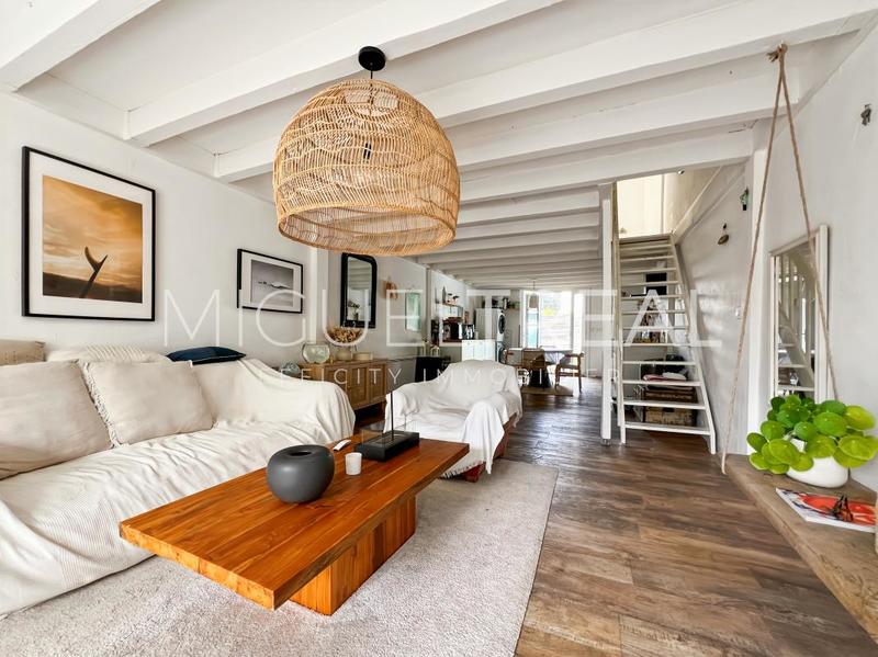 Appartement - 90 m² - 4 pièces