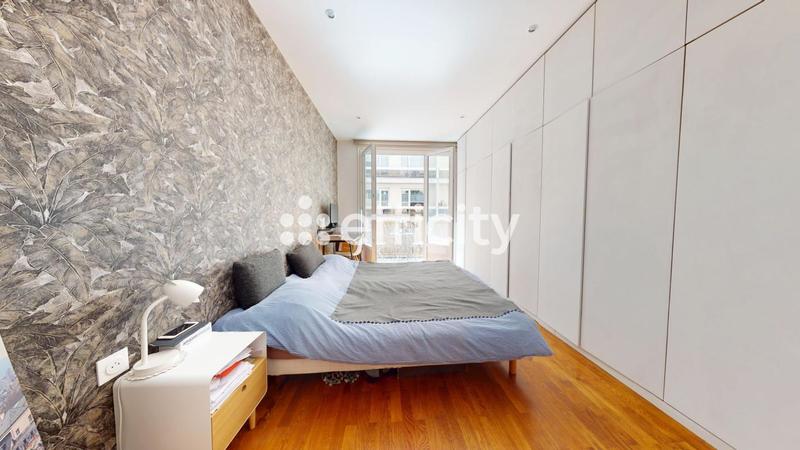 Appartement - 97 m² - 4 pièces