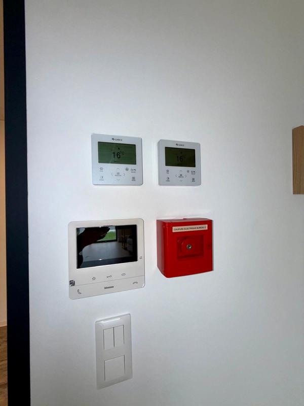 Bureau - 86 m² - 2 pièces