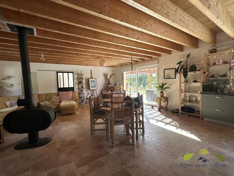 Propriété - 172 m² - 5 pièces
