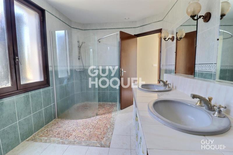 Maison - 133 m² - 5 pièces