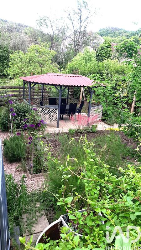 Maison - 151 m² - 8 pièces