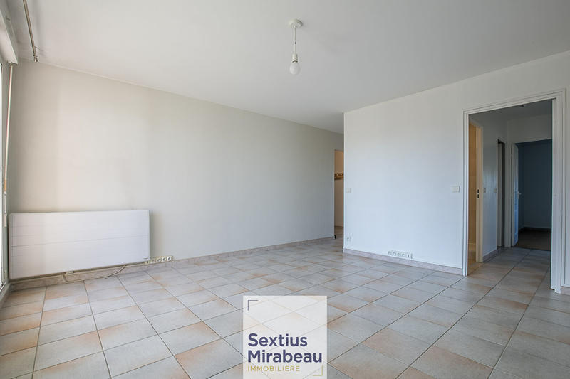 Appartement - 60 m² - 2 pièces