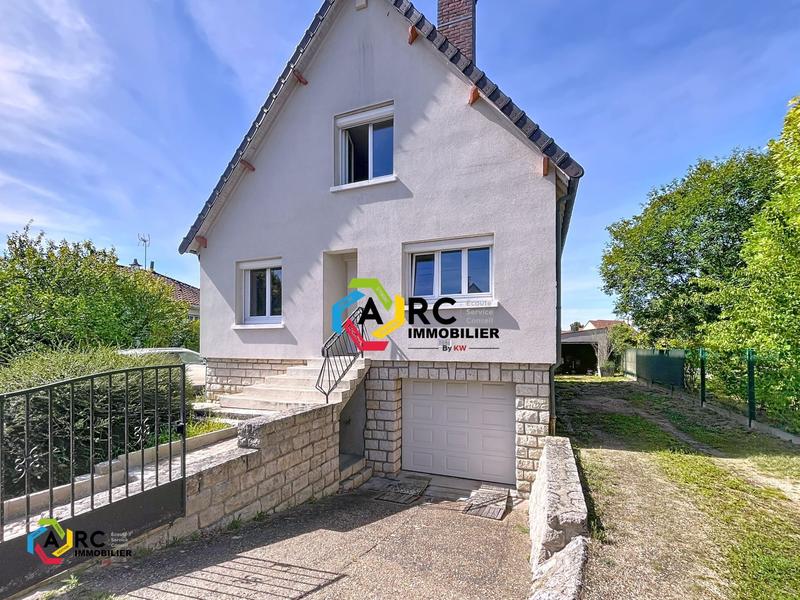 Maison - 121 m² - 5 pièces