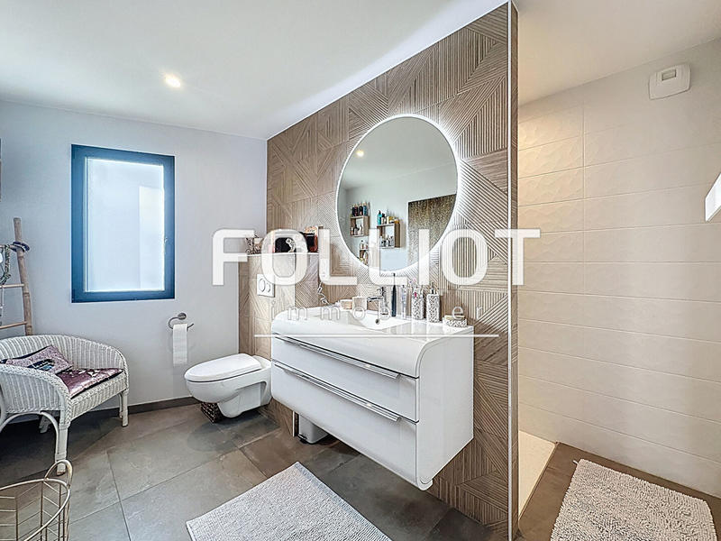 Maison - 167 m² - 6 pièces