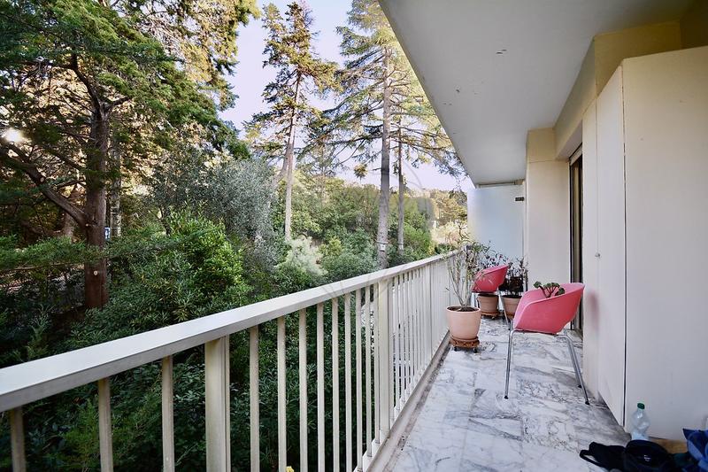 Appartement - 101 m² - 4 pièces